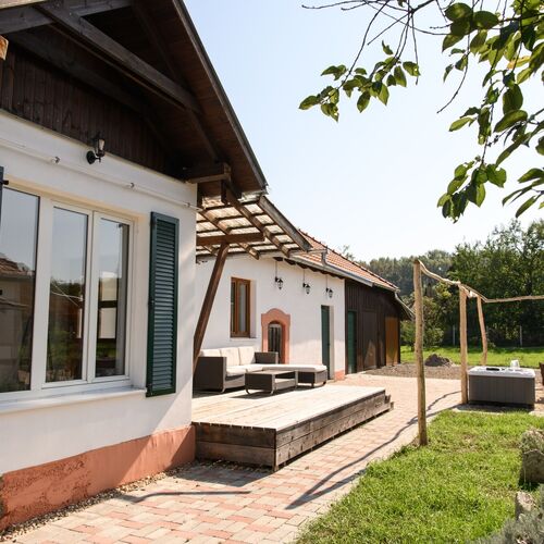 Tiszatardos Vendégházak