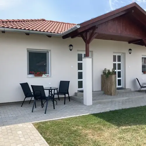 Titti Apartman Balatonboglár 002 kép