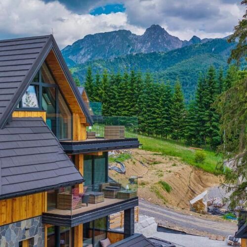 Skyline Apartments A