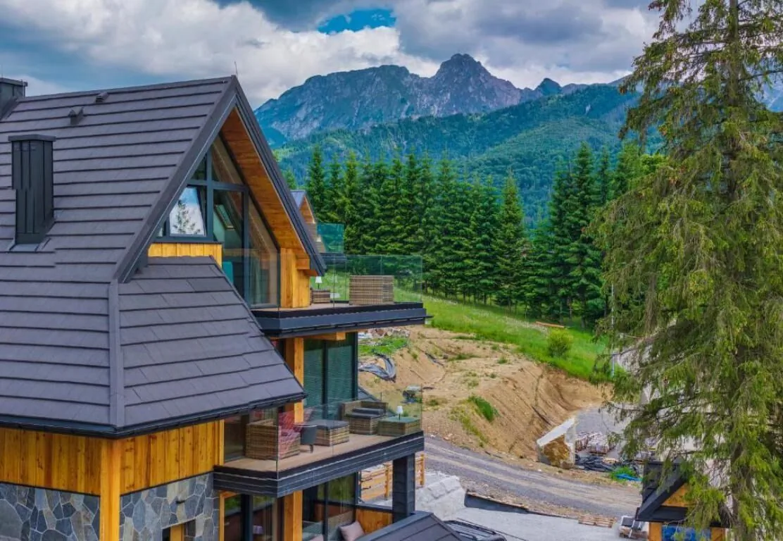 Skyline Apartments A