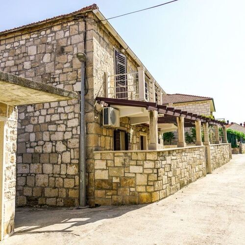 Apartment Zoran Postira  4