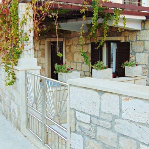 Apartment Zoran Postira  3