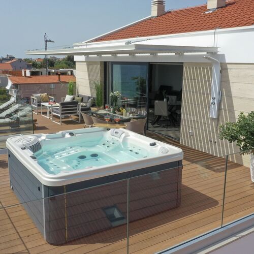 Penthouse Apartment DʻArt A6 Bibinje ★★★★ 4