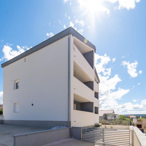 Apartman Gornji Karin - CDI998  3