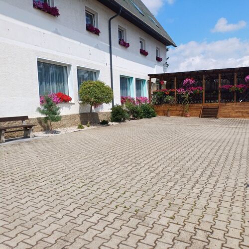 ubytov&aacute;n&iacute; Chomutov