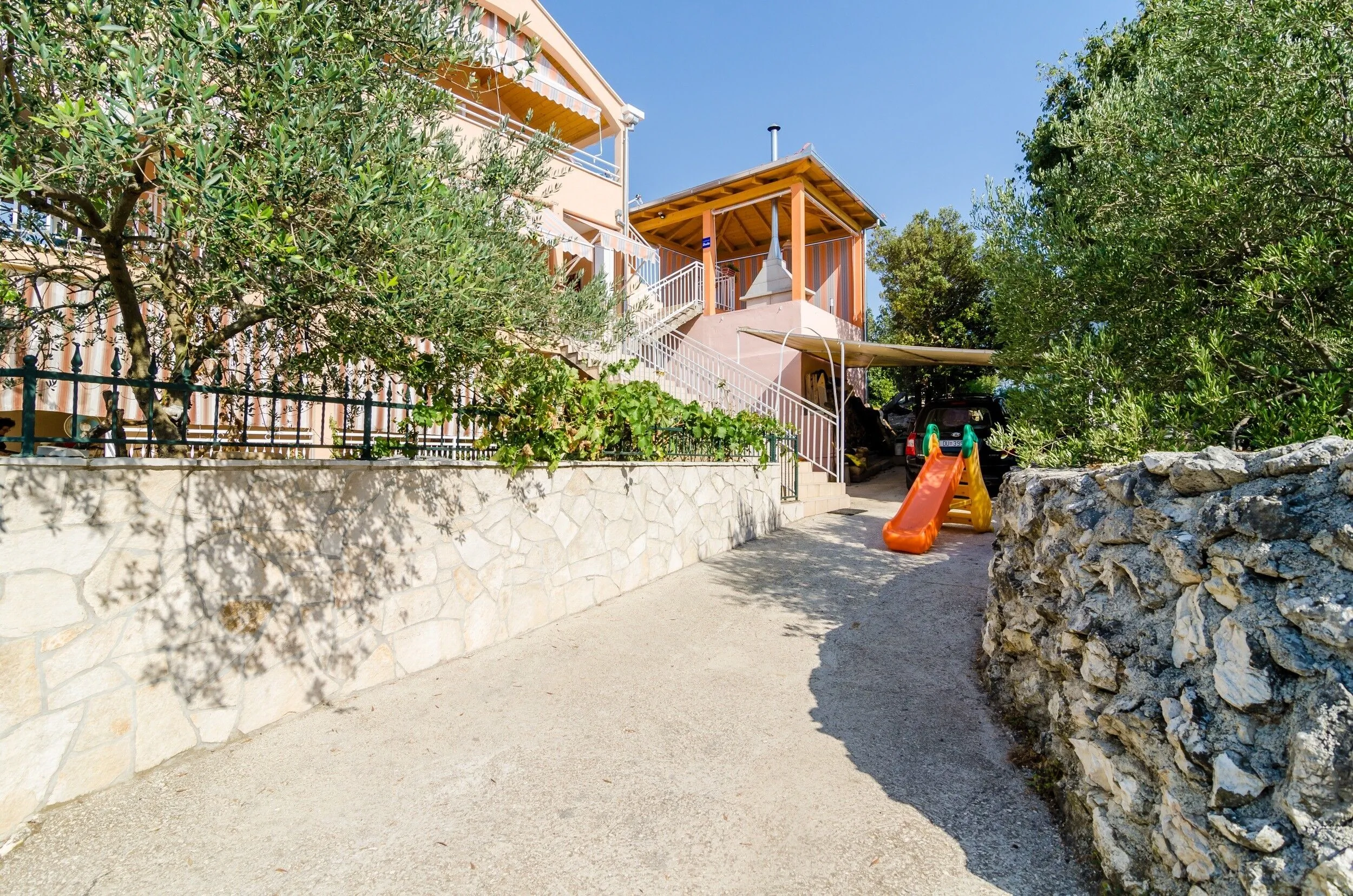 Apartments With Parking Space Banići, Dubrovnik - 23176 Banići