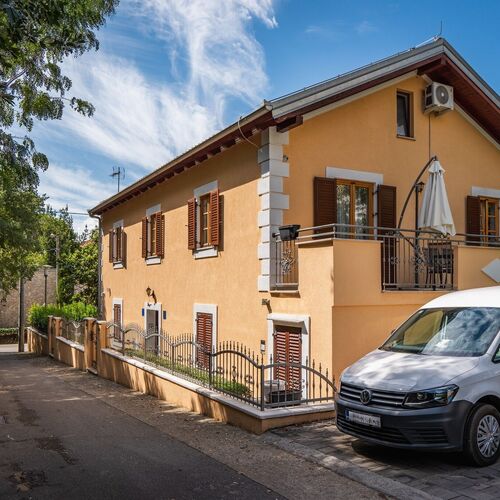 Apartmanok Parkolóhellyel Zadar - 23532  2