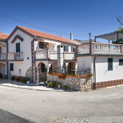 Apartmanok Parkolóhellyel Privlaka, Zadar - 23640 Privlaka