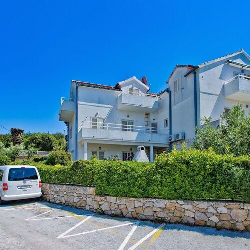 Apartmanok Parkolóhellyel Hvar - 23674  3