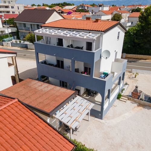 Apartmanok Parkolóhellyel Vir - 23689  4