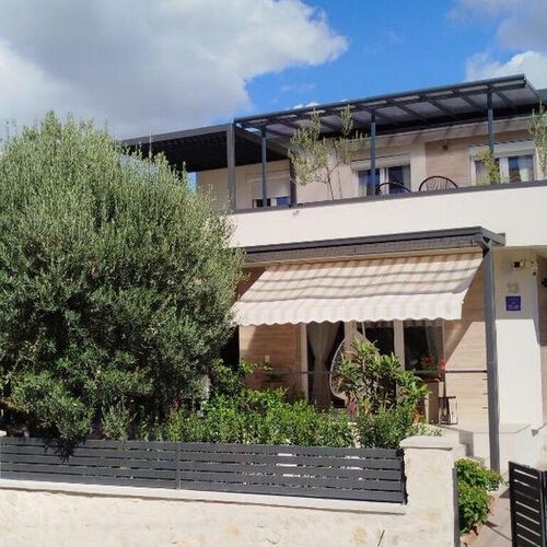 Apartmanok Medencével Vodice - 23696  2