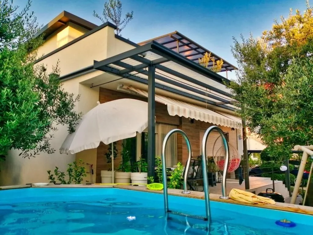 Apartments With Swimming Pool Vodice - 23759
