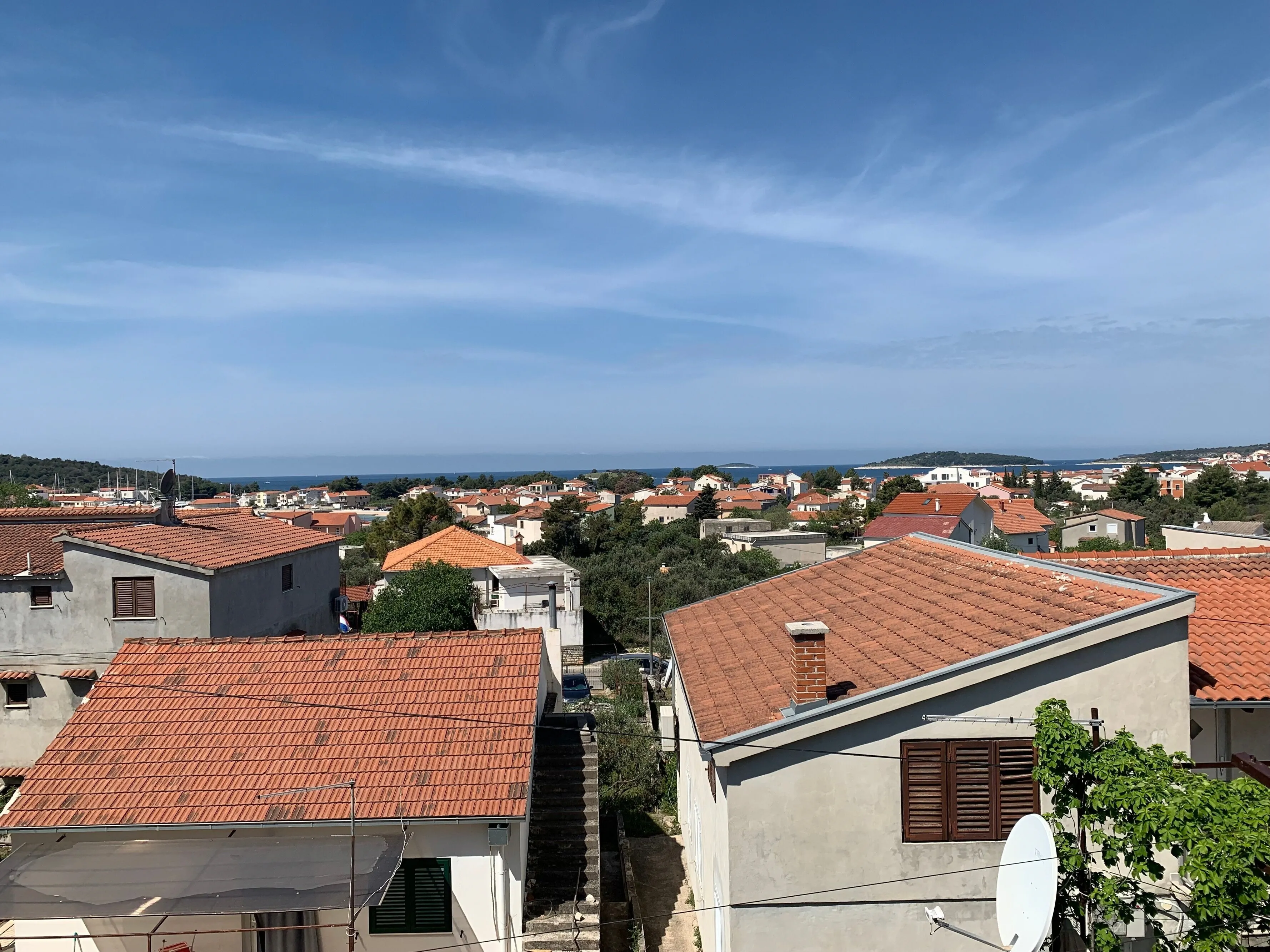 Apartments With Parking Space Rogoznica - 23796