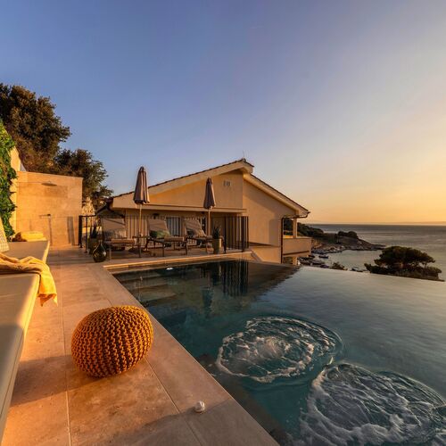 Apartmanok Családok Részére Medencével Stara Baska, Krk - 23800 Stara Baška