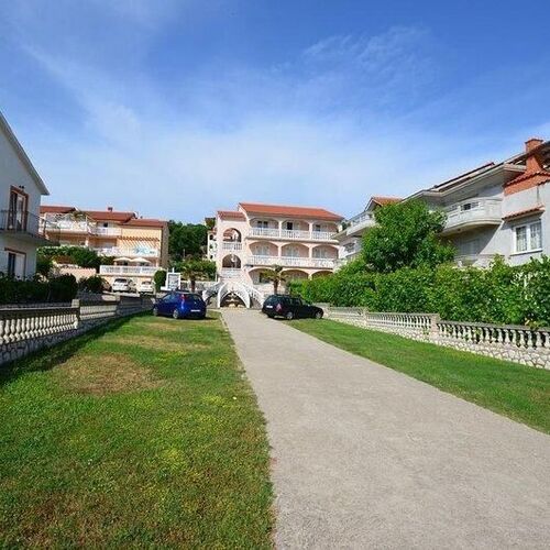Apartmanok és Szobák Parkolóhellyel Lopar, Rab - 23825 Lopar  4