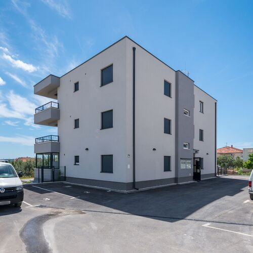 Apartmanok Parkolóhellyel Trogir - 23860  2