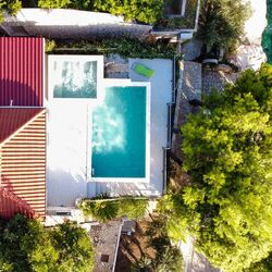 Apartmanok A Tenger Mellett Medencével Pisak, Omis - 23884 Pisak