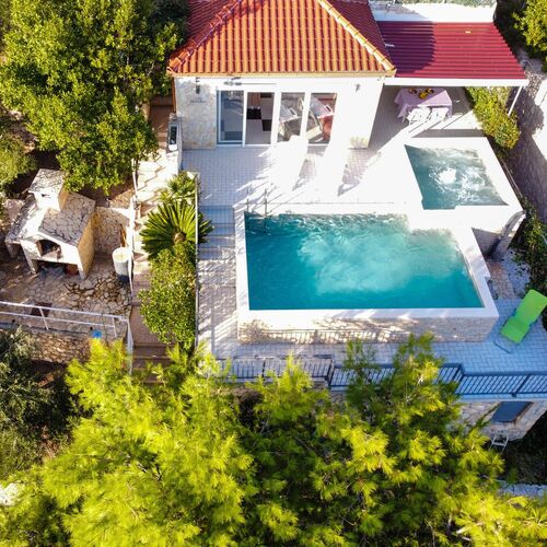 Apartmanok A Tenger Mellett Medencével Pisak, Omis - 23884 Pisak  2