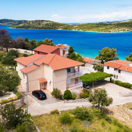 Apartmanok A Tenger Mellett Sparadici, Sibenik - 23939 Šparadići