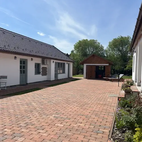 Relaxxa Apartman Noszvaj 007 kép