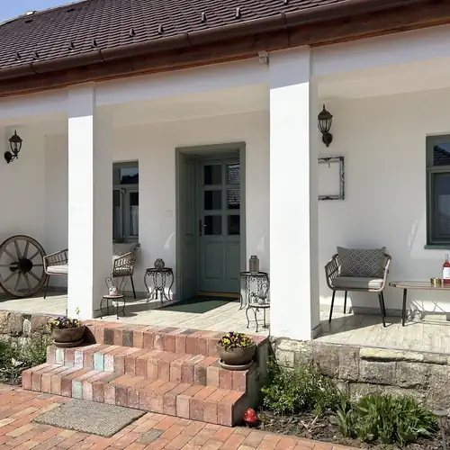 Relaxxa Apartman Noszvaj 010 kép