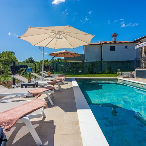 Villa Daris Nedescina