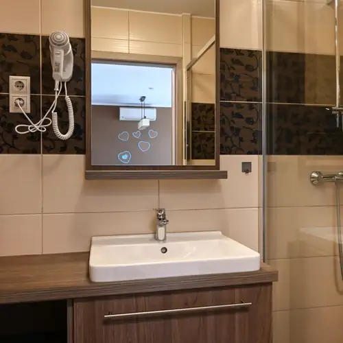 Zafír Apartmanok Sárvár 011 kép