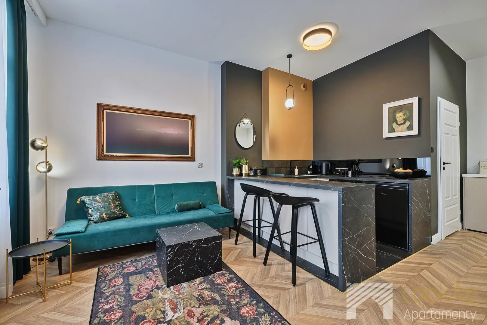 Kolorova Bottle Green