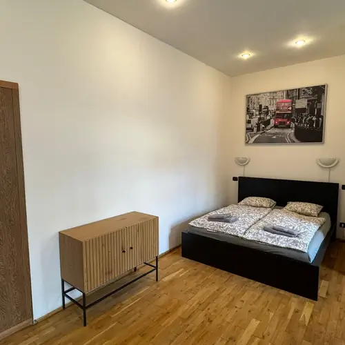 Double bed 