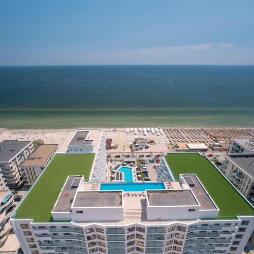 Royale Sundance 224 Infinity Beach Pool & Spa Mamaia Nord