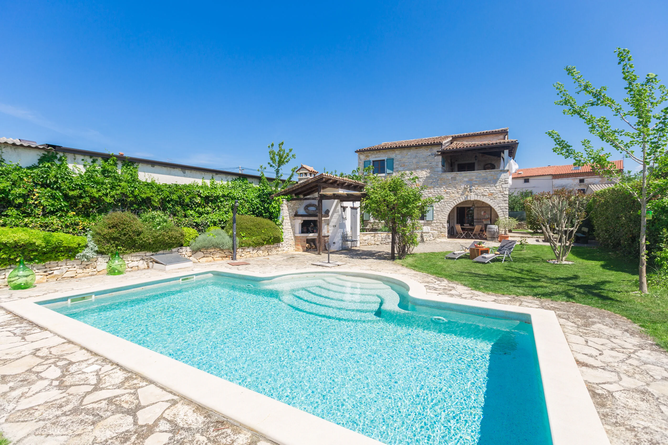 Villa Orah s pogledom na more i istarski krajolik Sveti Lovrec