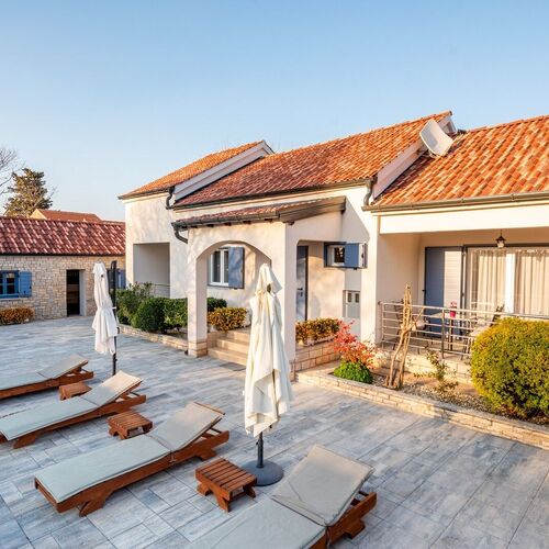 Luxury Villa Carlin Pridraga ★★★★ 4