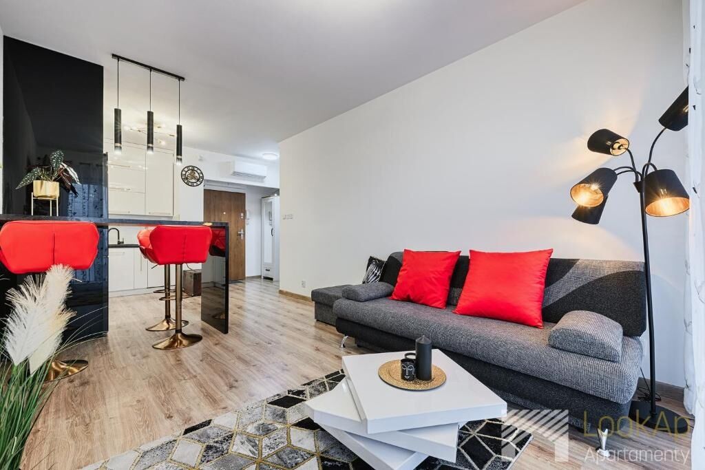 Apartment Industrial Red by LookAp Łódź - parking, klimatyzacja