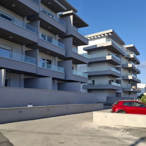 Apartment Lana Donji Seget ★★★ 4