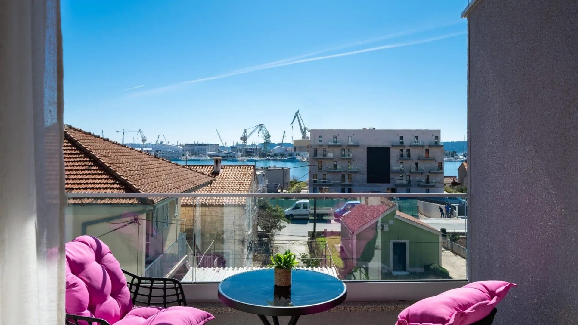 Apartment Lana Donji Seget