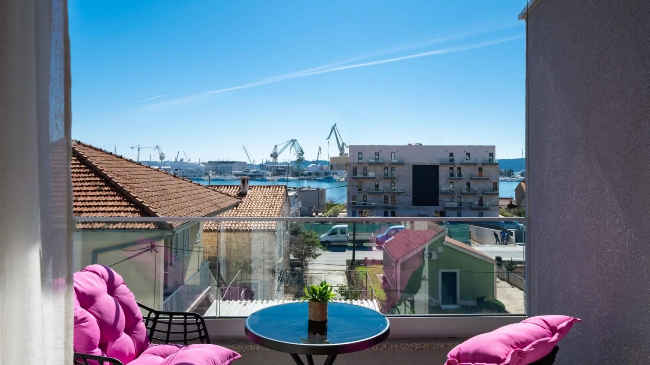Apartment Lana Donji Seget