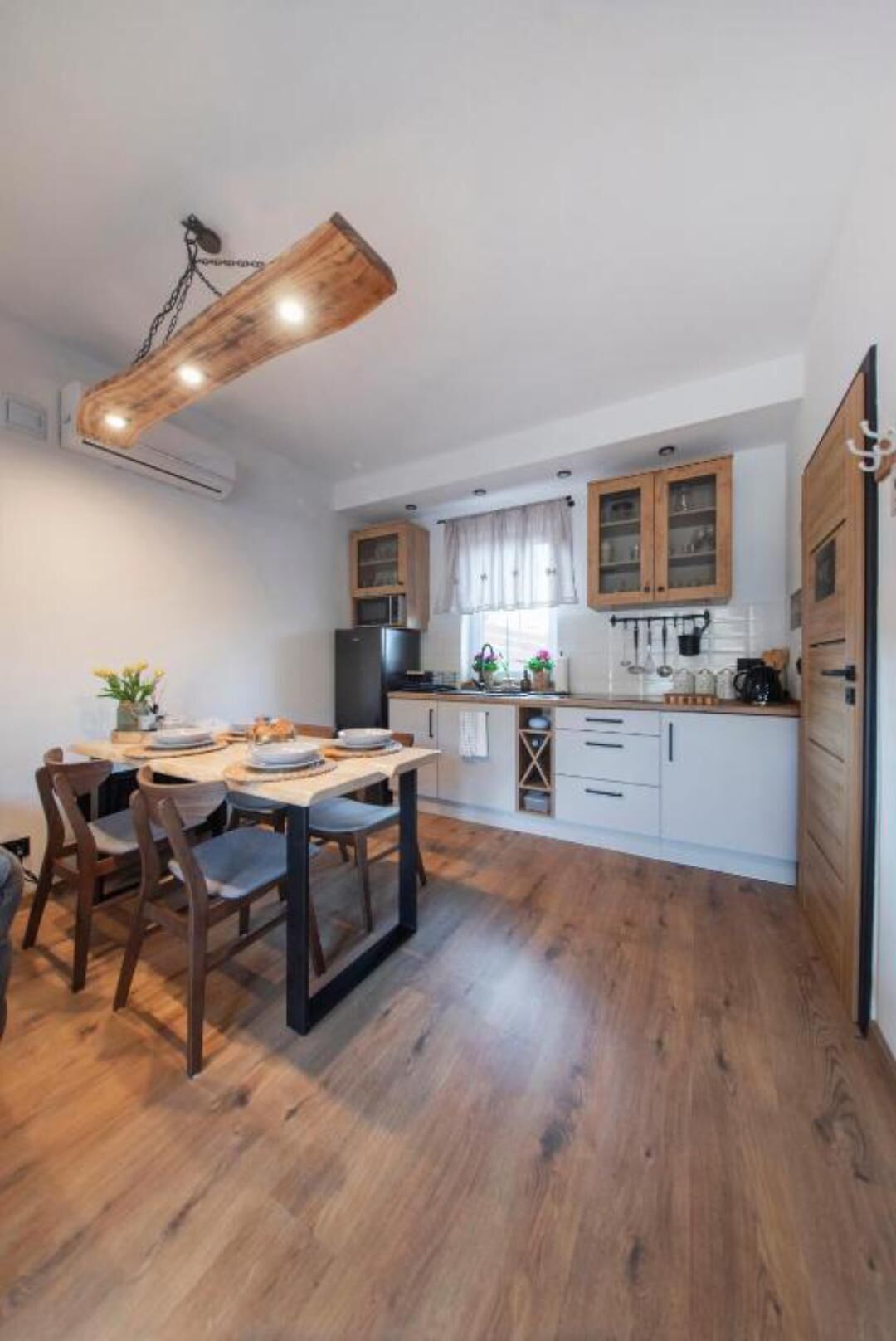 Michałówka domek w górach przy lesie -Energylandia 