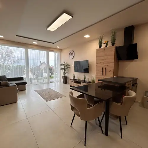 Kisterasz Apartman Balatonalmádi 006 kép