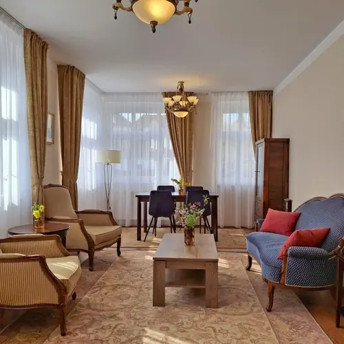 Apartm&aacute;n 1 -ob&yacute;vac&iacute; pokoj