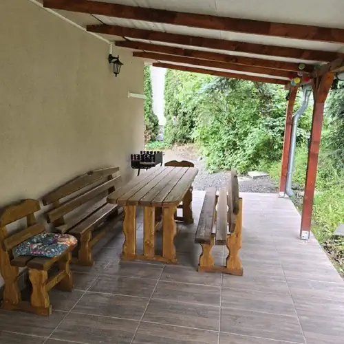 Koncz Apartmanház Telkibánya 005 kép
