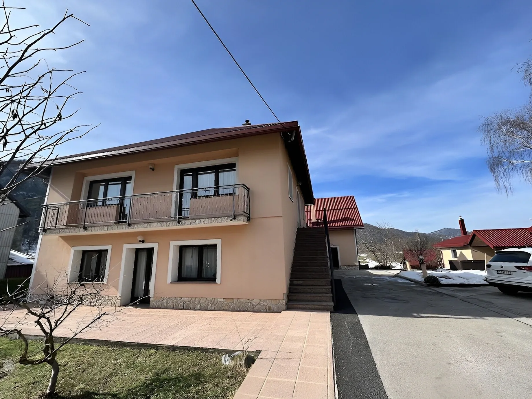 Apartments With Parking Space Lič, Gorski Kotar - 20420 Lič