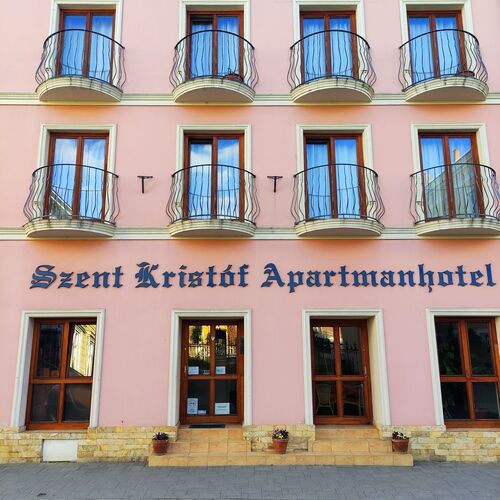 Szent Kristóf Apartmanhotel Zalaegerszeg