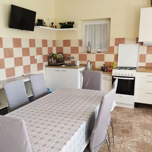 Körpince Apartman Etyek 003 kép