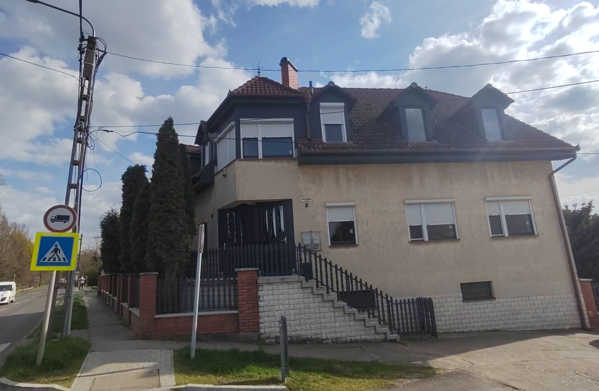 Malomrev Apartmanház Baja