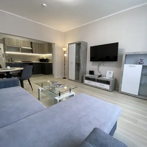 Chipollino Apartman Péc 009 kép