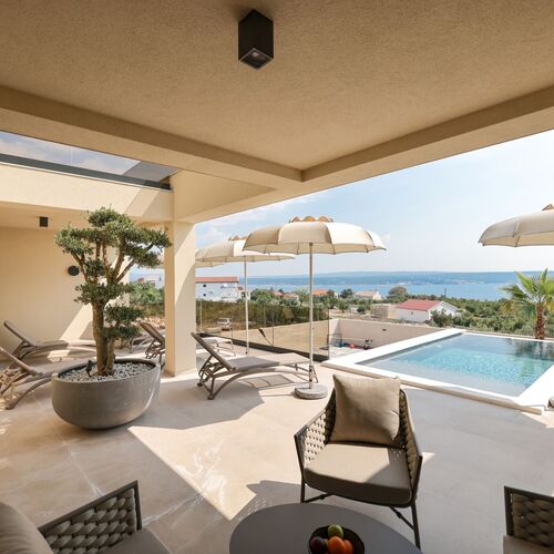 Luxury Villa Nuova Maslenica ★★★★ 2