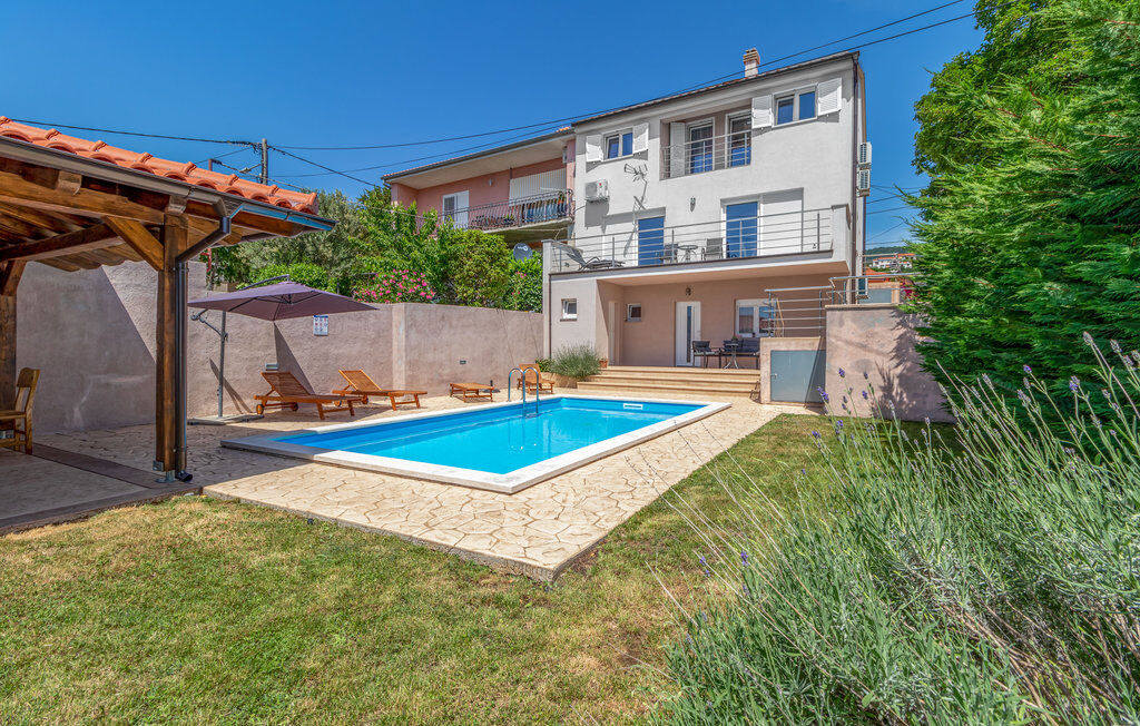 House Lavander Šmrika