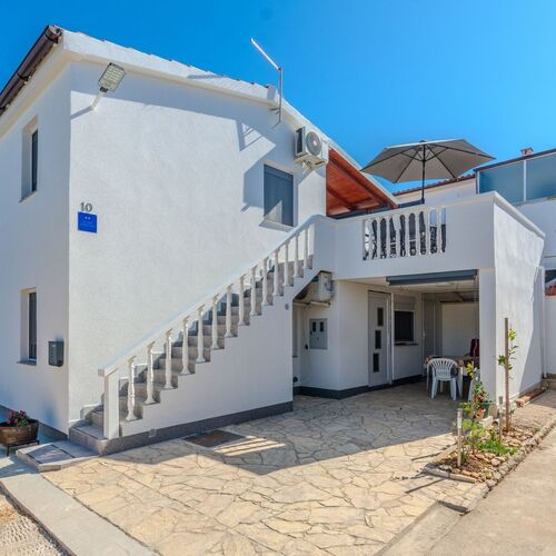 Apartment Gerzic Vir ★★ 2