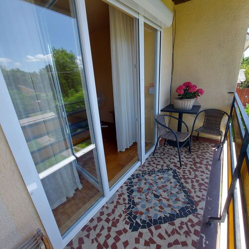 Taviszellő Apartmanok Balatonföldvár ★★ 4