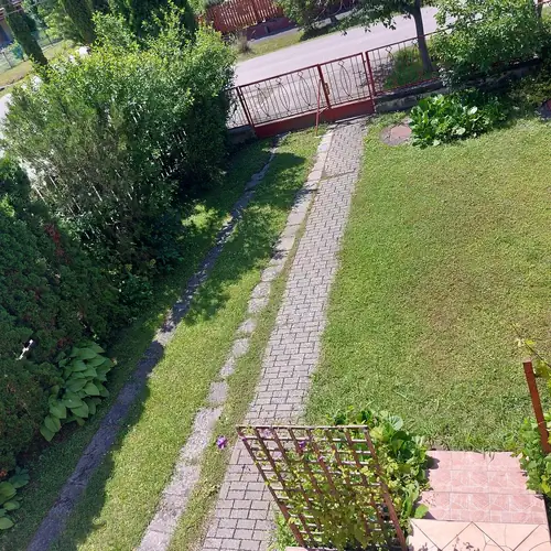 Taviszellő Apartmanok Balatonföldvár 005 kép